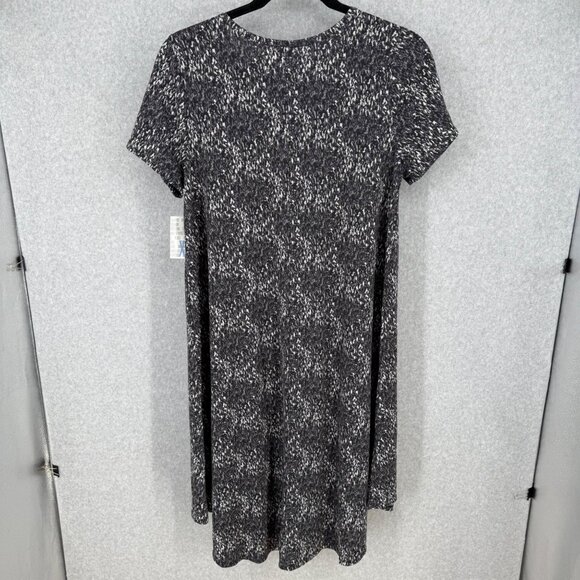 LuLaRoe Carly T Shirt Dress Size XL Black Gray Print Casual Comfortable NEW - Picture 3 of 11